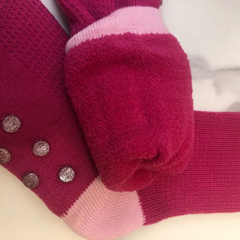 Victoria's Secret Cozy Slipper Socks Brand New Color Pink
